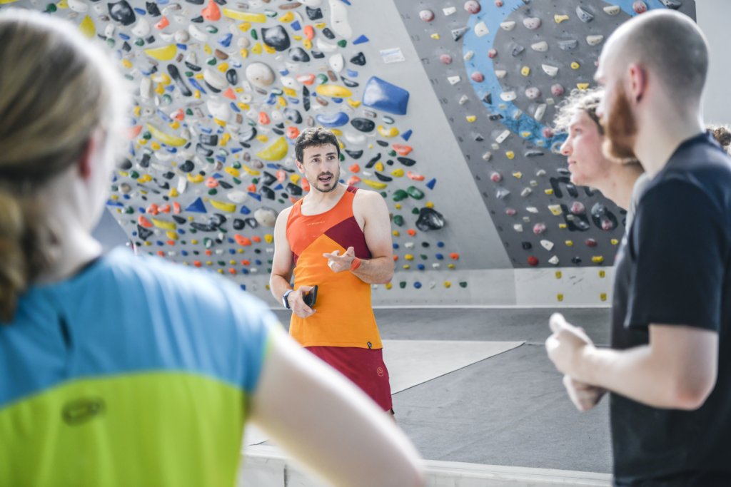 Summer Session Boulderwelt Dortmund Kilterboard Workshop La Sportiva Brian Weaver