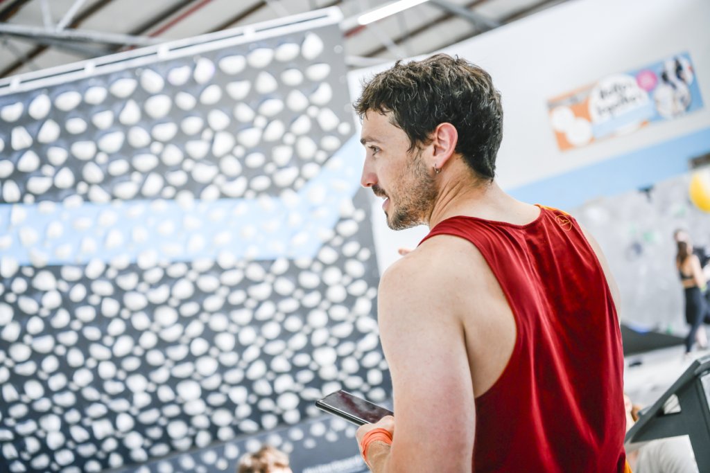 Summer Session Boulderwelt Dortmund Kilterboard Workshop La Sportiva Brian Weaver