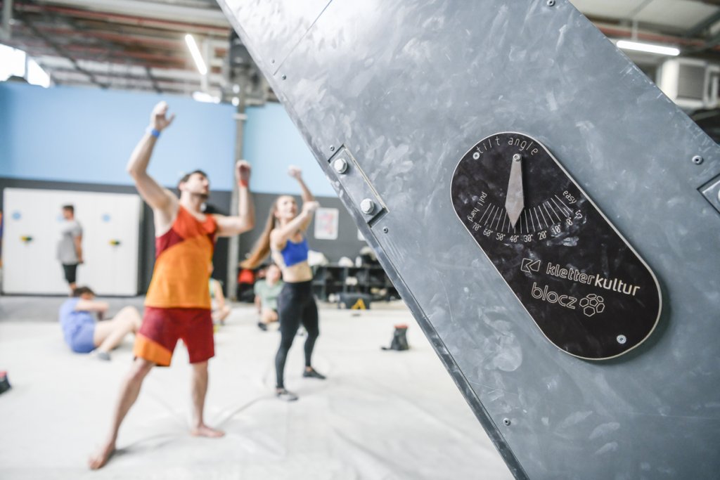 Summer Session Boulderwelt Dortmund Bouldern für Anfänger und Profis Spaß Kilterboard Kletterkultur Brian Weaver